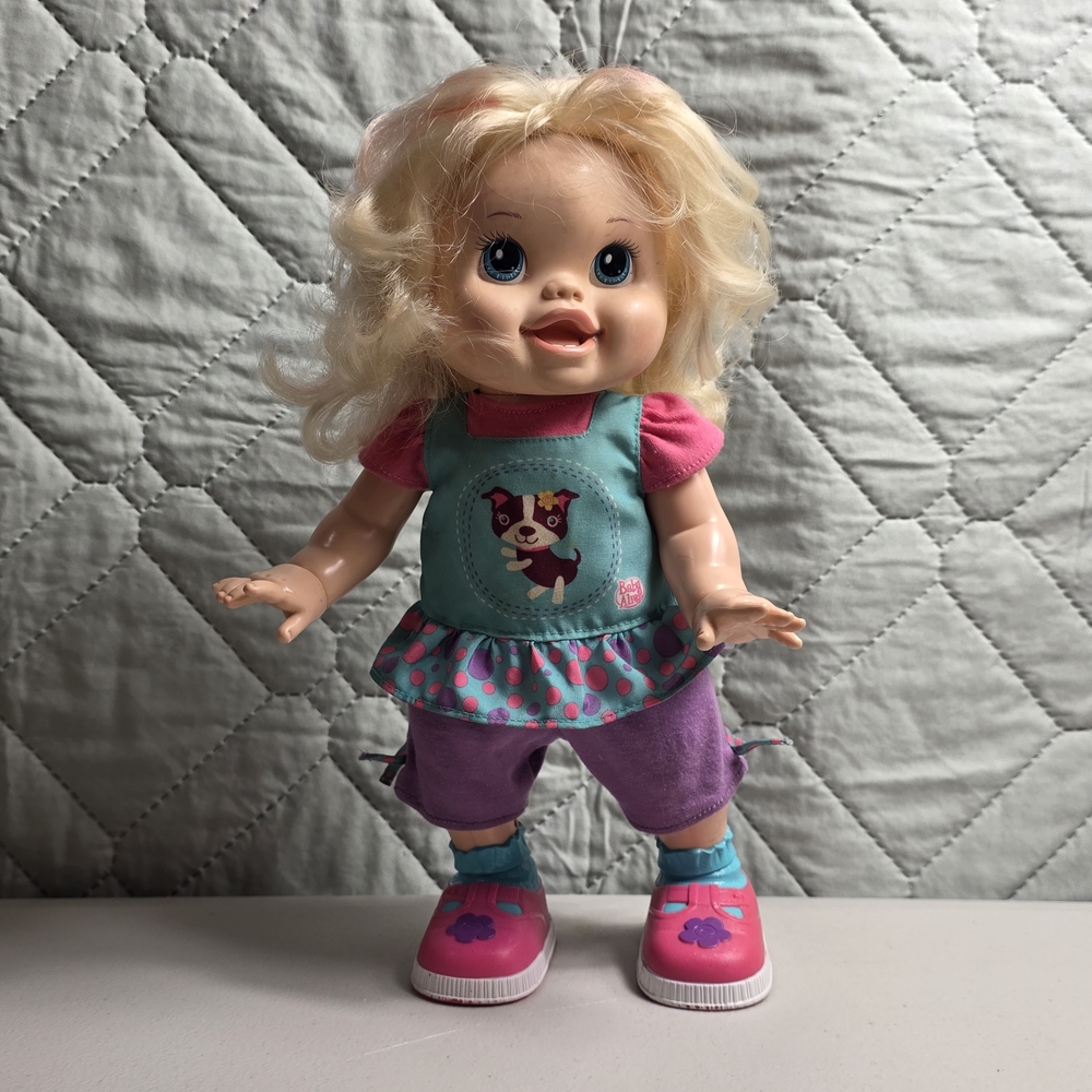 Hasbro 2011 Baby Alive Blonde Baby Wanna Walk Doll Walks & Talks (Working)